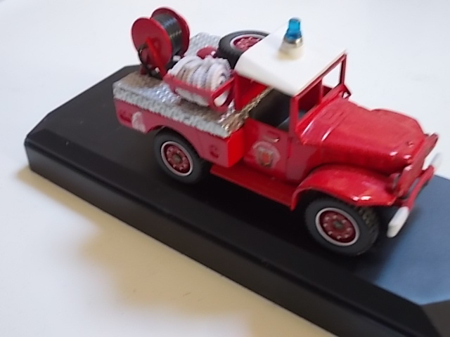 MAQ DODGE 4x4 St Gervais b.JPG