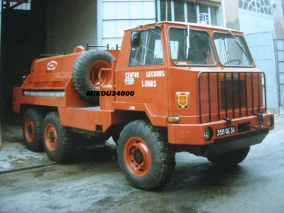 34 BERLIET 415  6X6 ccff Lunas.jpg