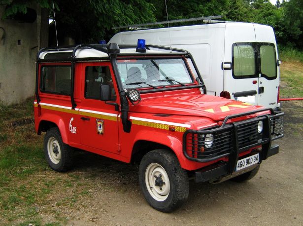 BDD 460 Land Rover Defender 90 VLTT (4).jpg