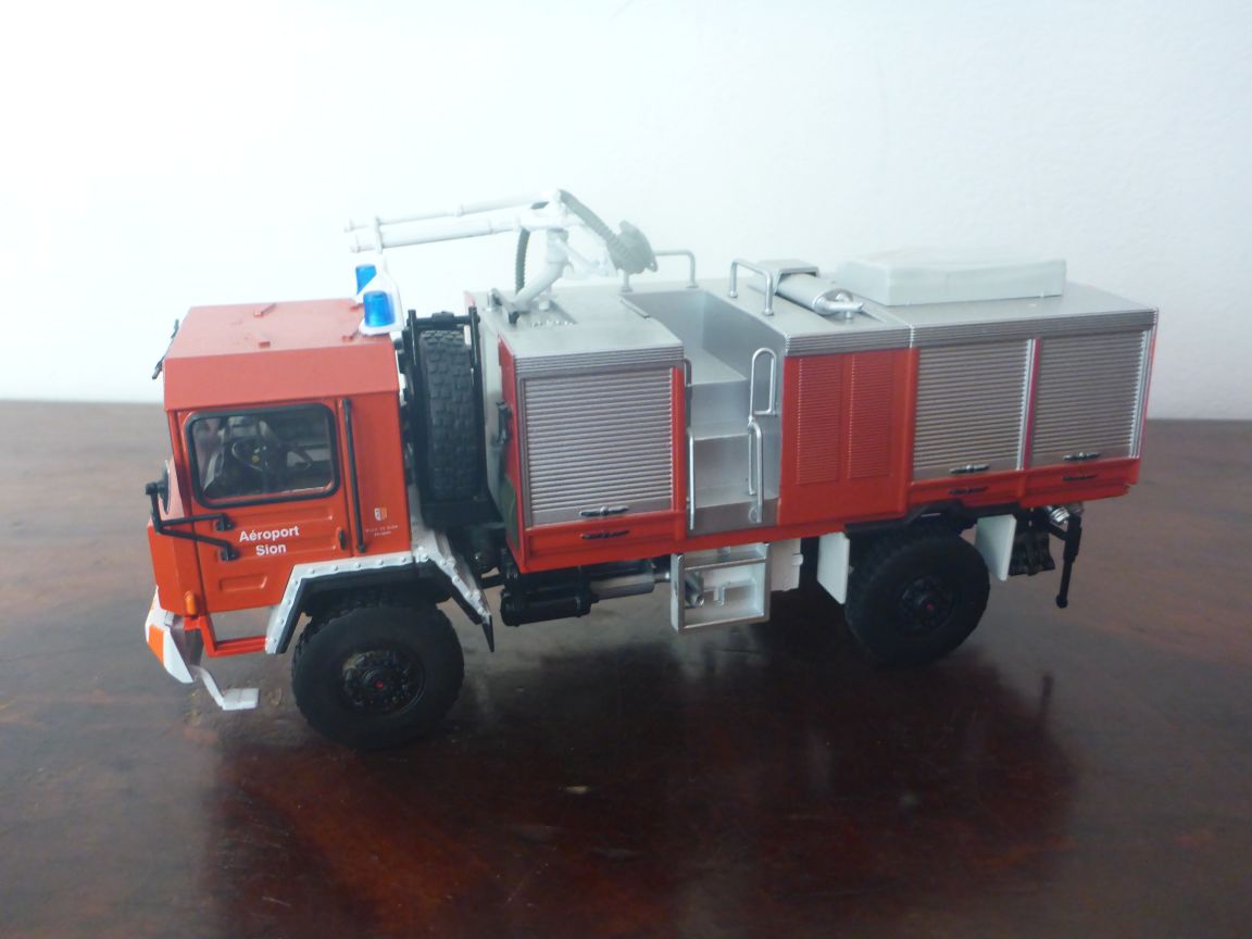 Saurer 6DM Aéroport de Sion CH - TekHobby 5079.JPG