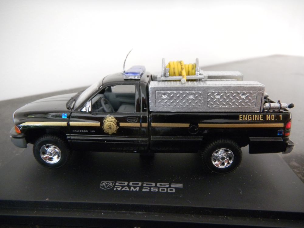 Dodge Ram 2500 (2).JPG