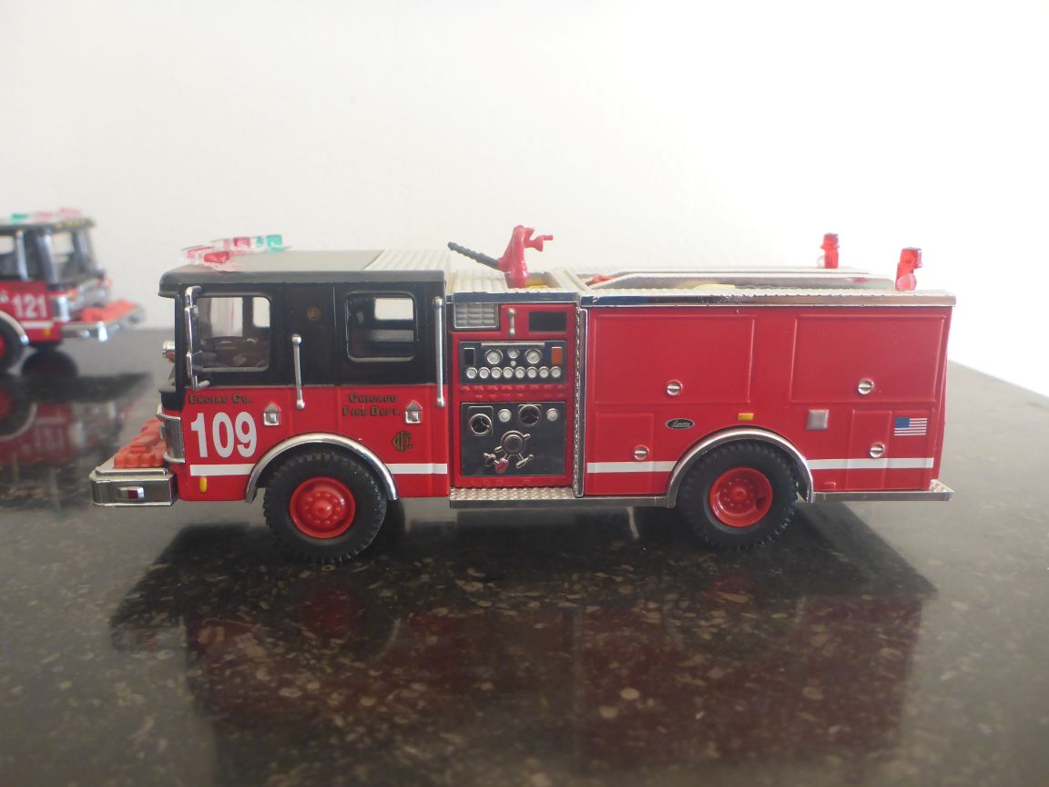 12316-109 Luverne Pumper E109.JPG