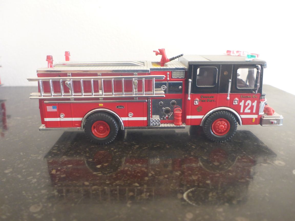 12316-121 Luverne Pumper E121.JPG