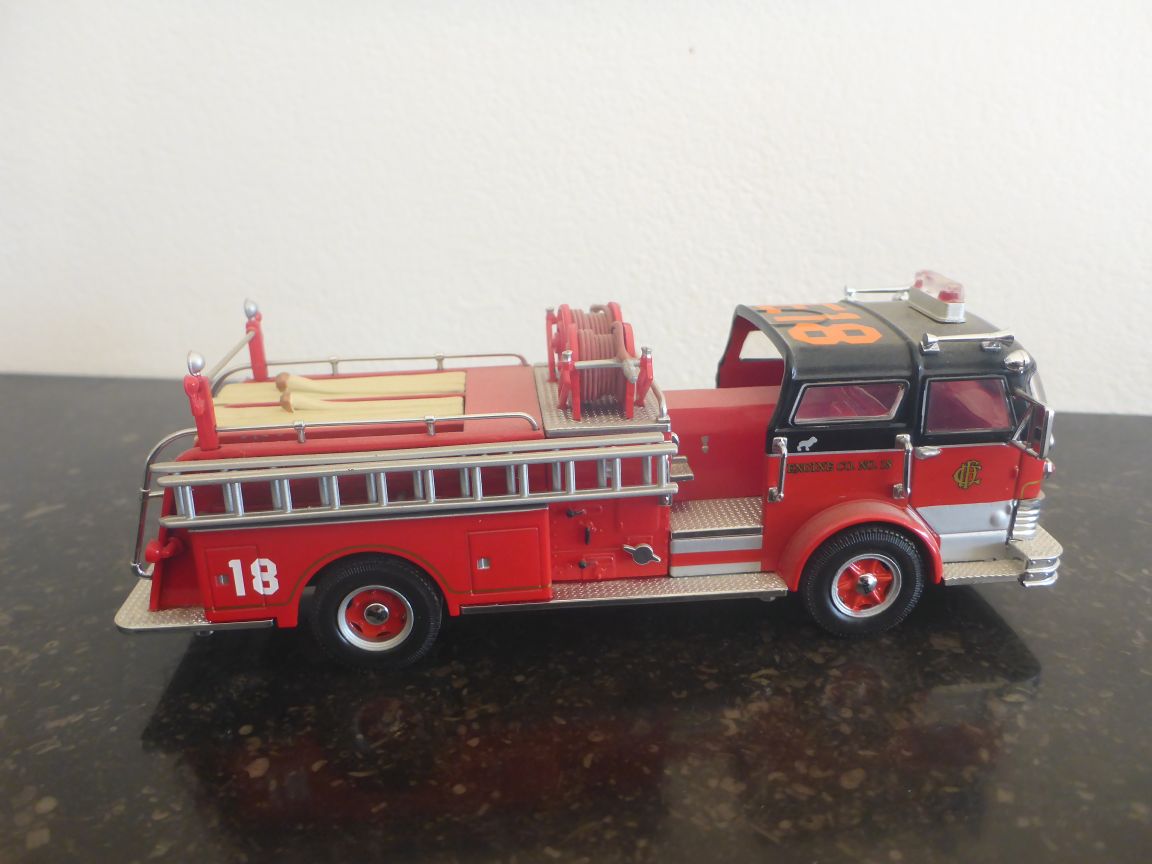 12348 Mack C Pumper E18.JPG