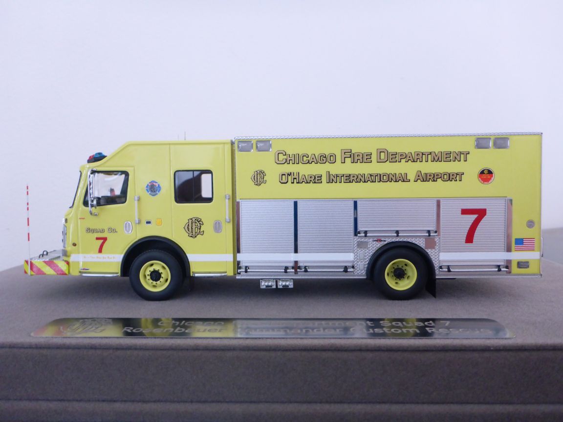FR031-7 Rosenbauer Squad 7.JPG