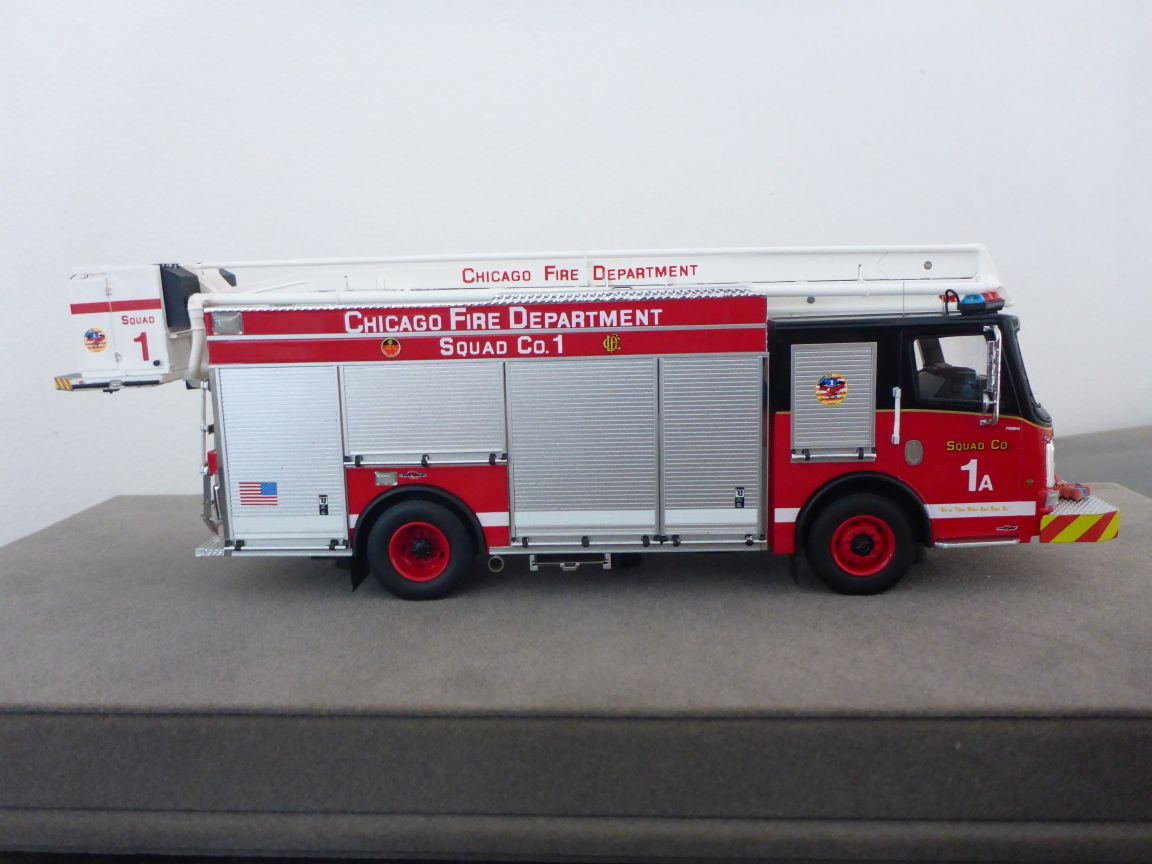 FR032-1 Rosenbauer Squad 1A.JPG